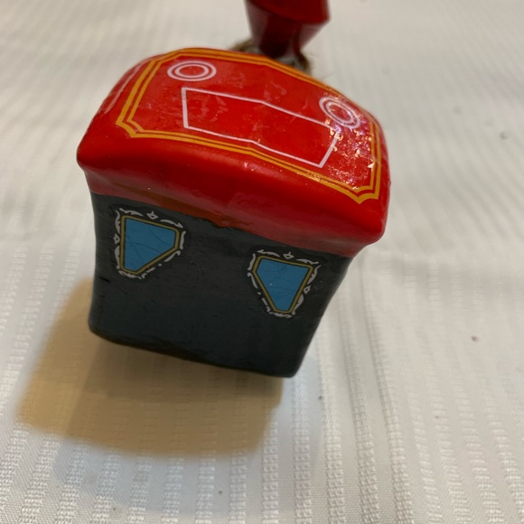 Trimsetter by Dillard's Glass Train LOCOMOTIVE Handcrafted Ornament NWT - Picture 3 of 4